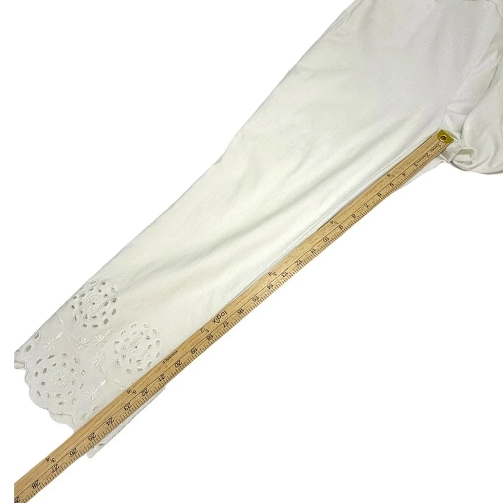 Chico's‎ So Slimming Brigitte Ankle Pants 1.5R US 10 White Eyelet Scalloped Crop
